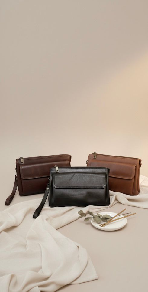 Clutch Leather Petro elegant handbag LASAMBORA